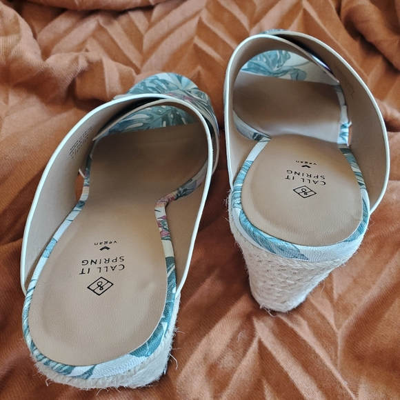 Call It Spring Floral Wedges - Picture 3 of 10